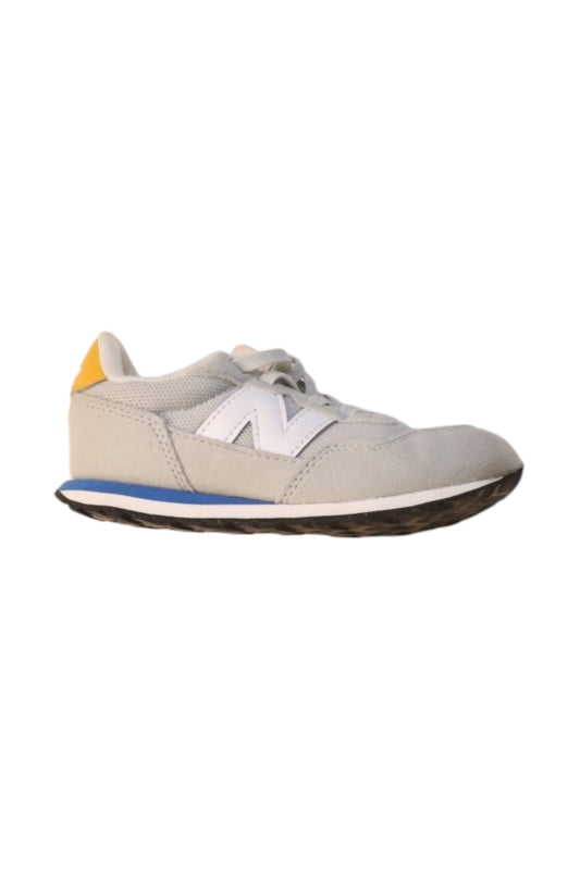 New Balance Sneakers EU27
